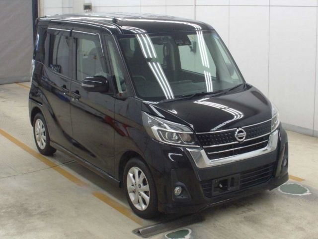 3006 Nissan Dayz roox B21A 2018 г. (NAA Osaka)